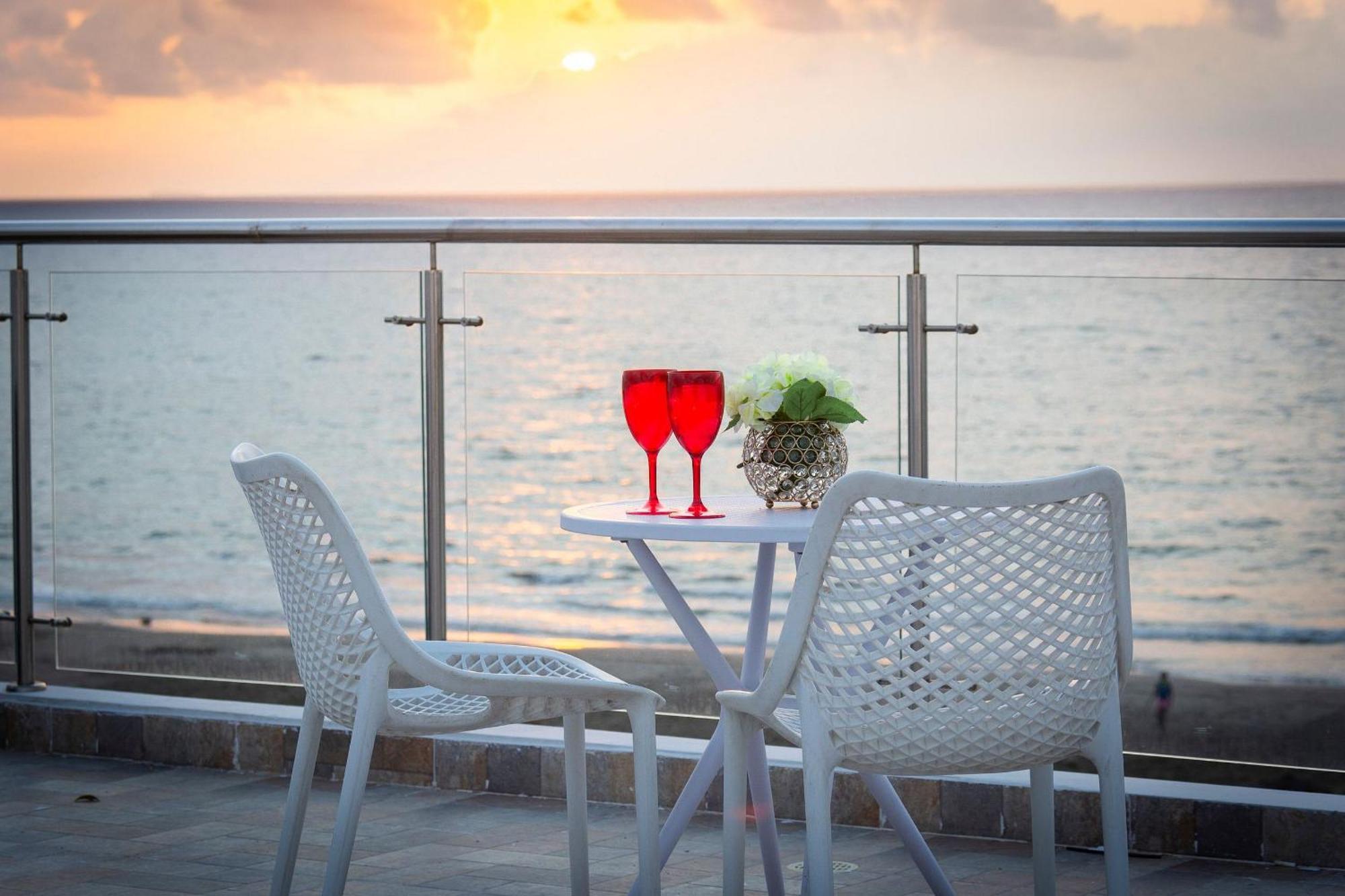 Amazing Beach House 13Br W/Pool & Staff Cartagena エクステリア 写真