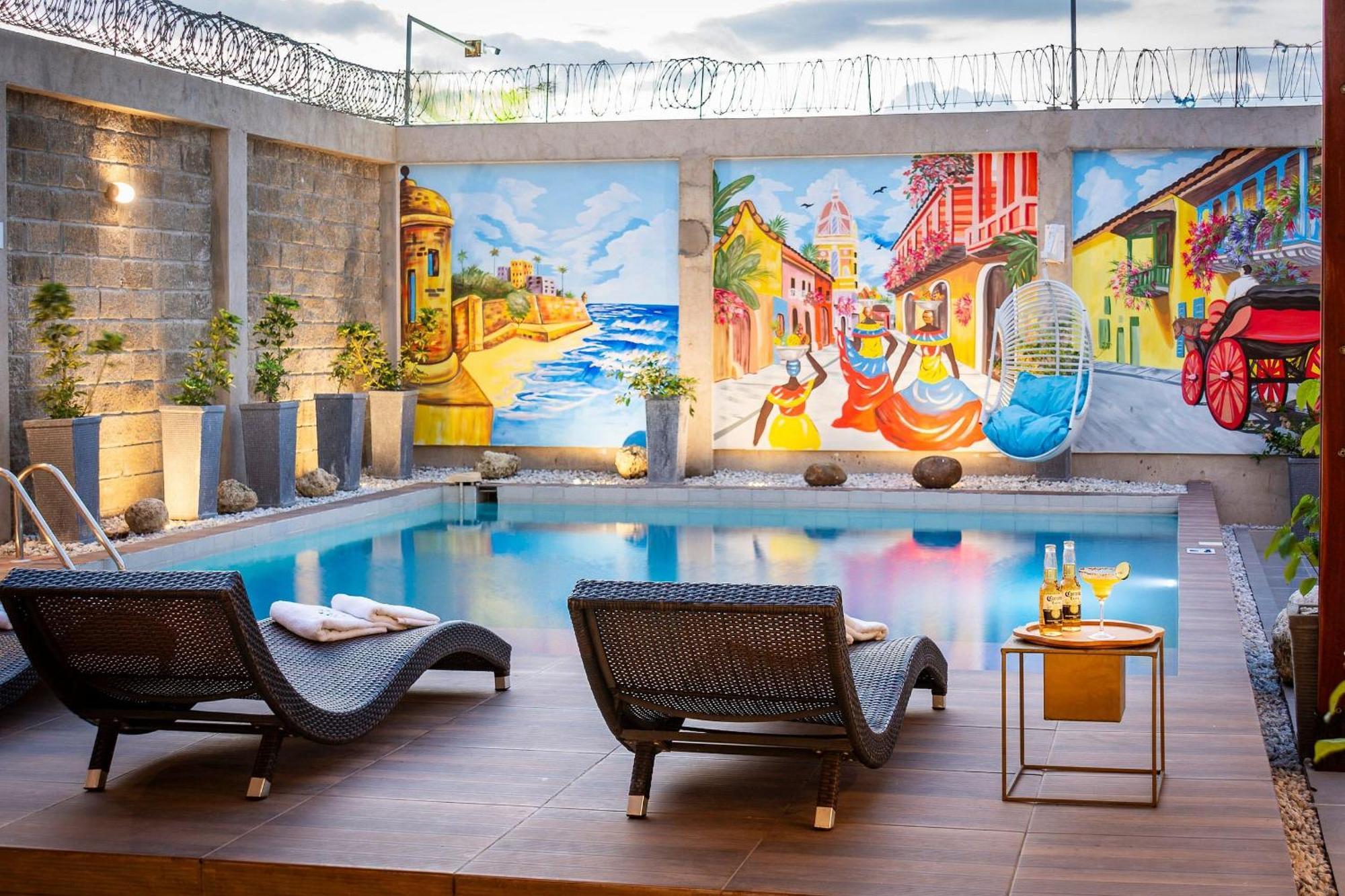 Amazing Beach House 13Br W/Pool & Staff Cartagena エクステリア 写真