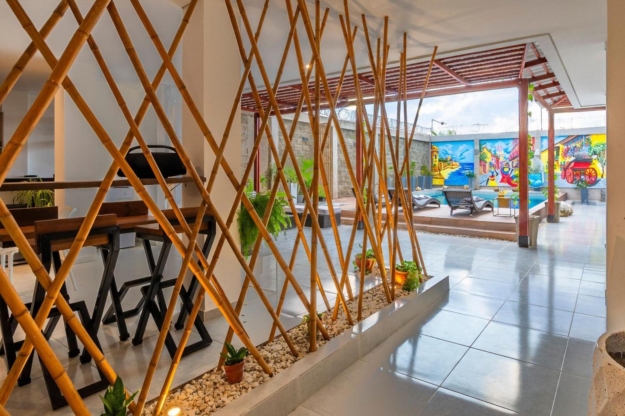Amazing Beach House 13Br W/Pool & Staff Cartagena エクステリア 写真