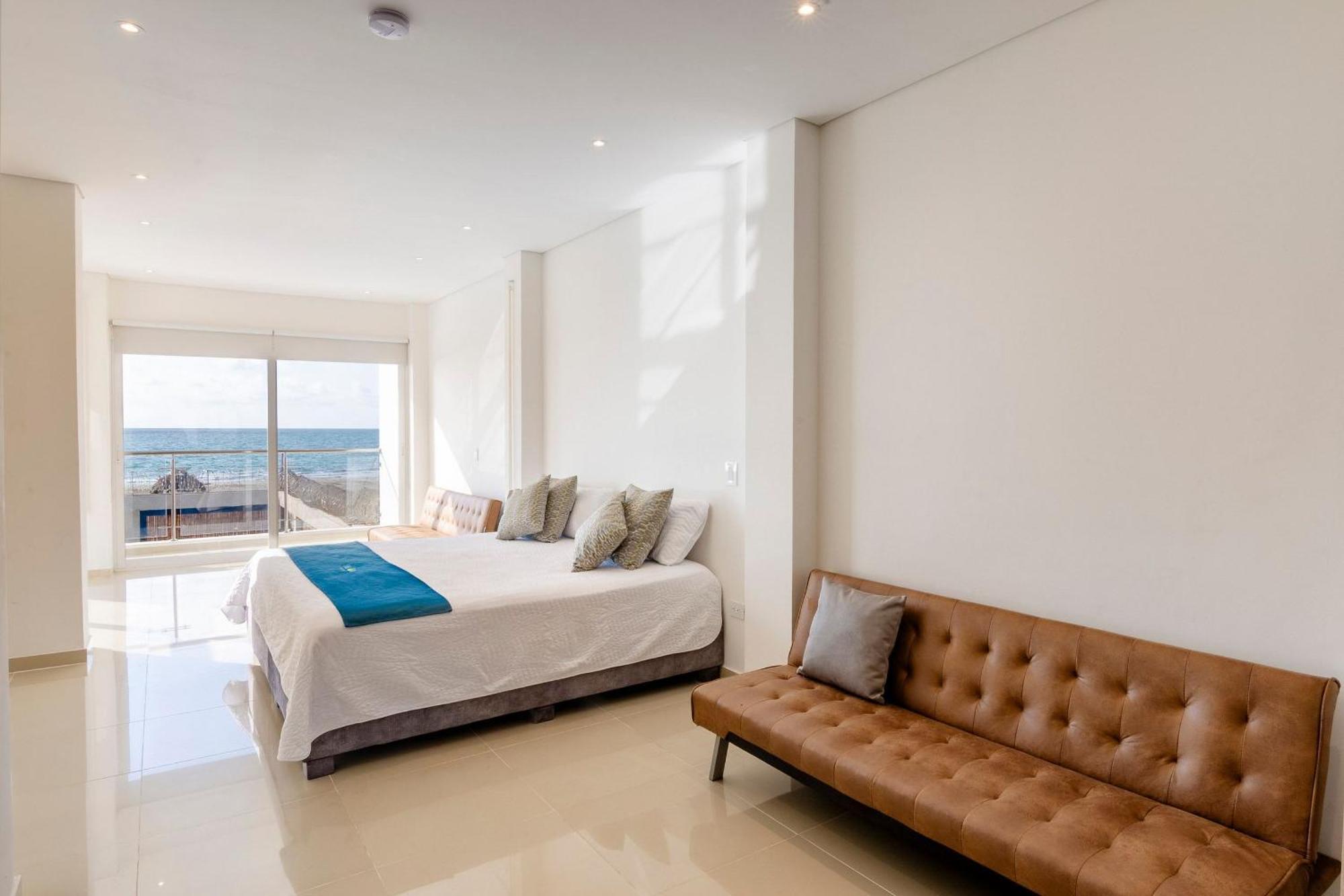 Amazing Beach House 13Br W/Pool & Staff Cartagena エクステリア 写真